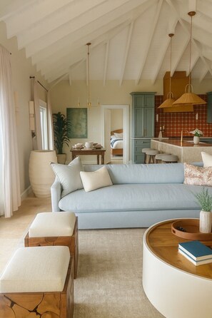 Smart TV, libros y estéreo 