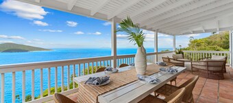 Wild Ginger Villa - Luxury 5br w/ Pool, 2 Kitchens and Unlimited Ocean Views
