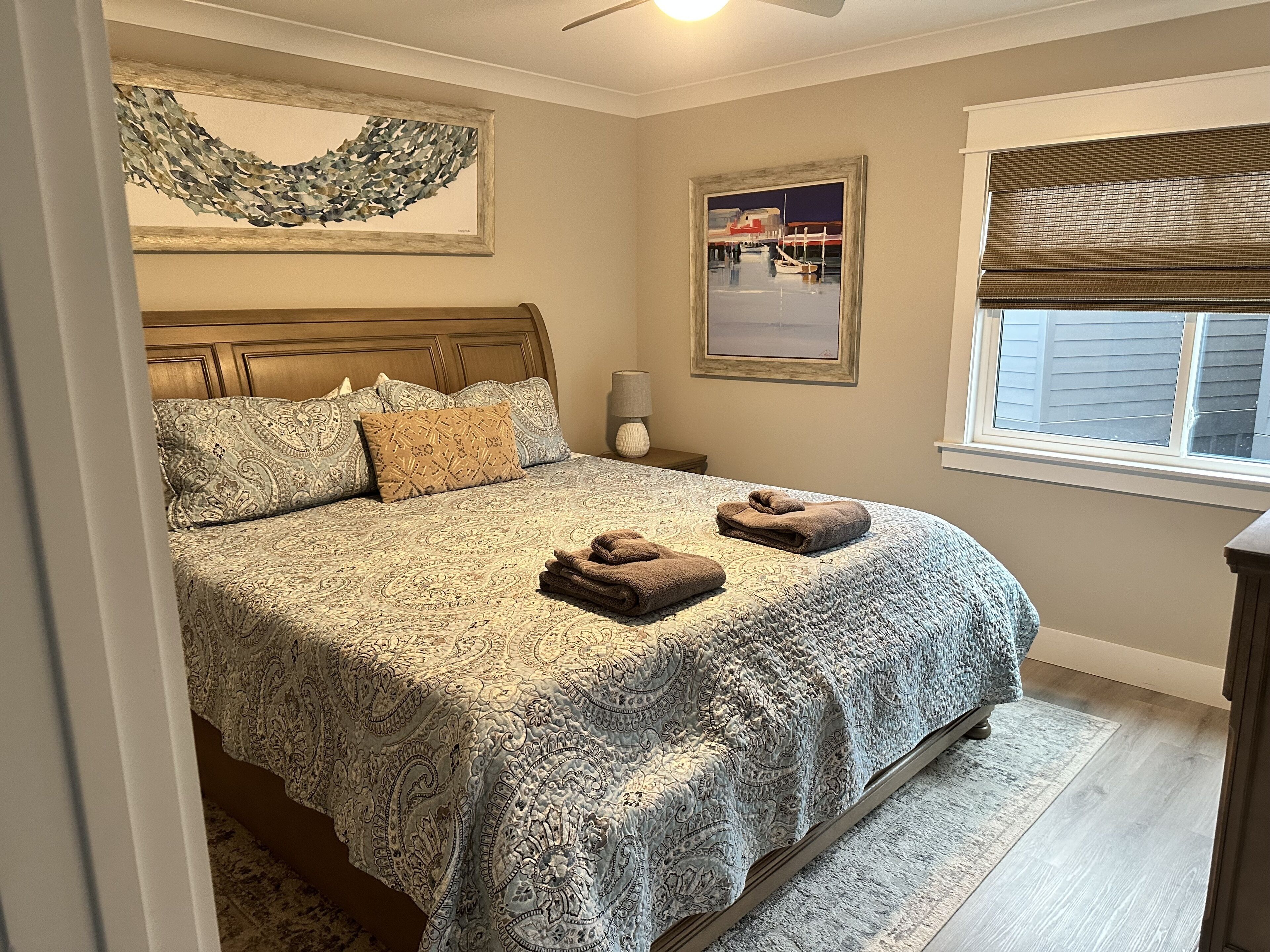 2 bedrooms, desk, iron/ironing board, free WiFi