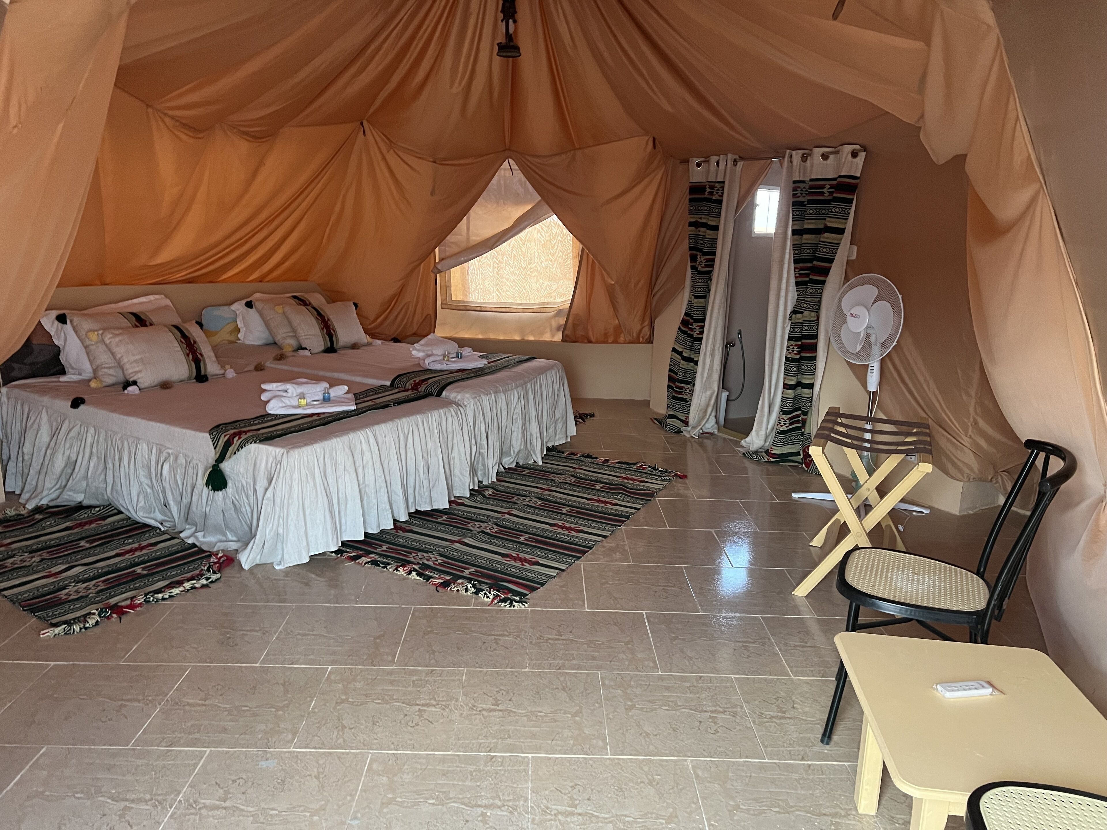 6 chambres, Wi-Fi gratuit