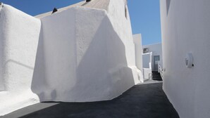 Exterior - Fira Getaway (Santorini)