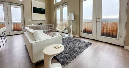 Two-Story Luxury Ultra-Modern Penthouse Apartment