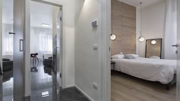 Deluxe Room | Soundproofing, free WiFi, bed sheets
