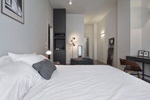 Deluxe Room | Soundproofing, free WiFi, bed sheets - Suite Vogue Stazione (Voghera)