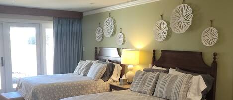 アイロン / アイロン台、WiFi、ベッドシーツ