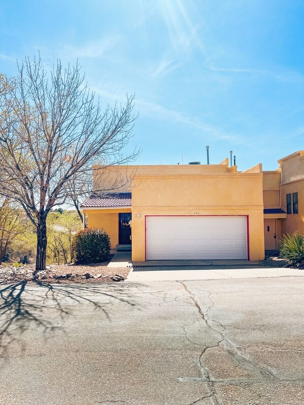 Exterior - Tranquility at Piñon Creek (Albuquerque)