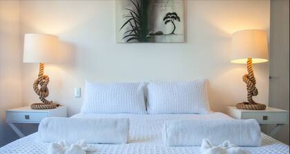 Condo on the Beach at the Sands Onetangi