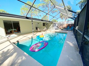 Piscine extérieure, piscine chauffée