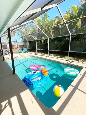 Outdoor pool, a heated pool