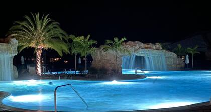 Resort Life Lakewood National 2 Golf Courses, Pools, Pickelball, Spa, and more!