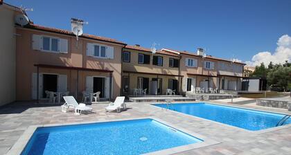 Stunning Apartment in Tar With Swimming Pool