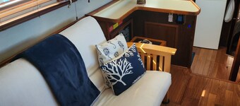 Extreme Naples Charters- "Comfort Zone"-Social Distancing at it's Best!