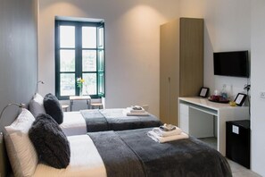 Kamer, 1 slaapkamer | 1 slaapkamer, een strijkplank/strijkijzer