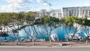 House, 1 Bedroom | Beach