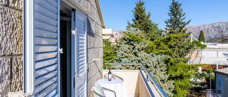 Apartment, 1 Bedroom, Balcony, Garden View | Beach