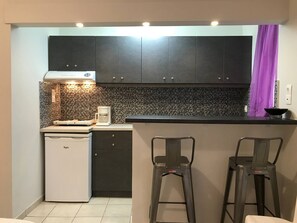Living area - Apt1 @ Mamangakis Apartments (Rethymno)