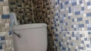 Apartment, 1 Schlafzimmer, Raucher, Balkon | Badezimmerausstattung