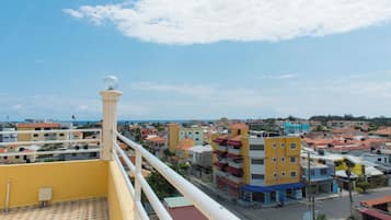Lejlighed - 2 soveværelser - balkon - byudsigt | Balkon