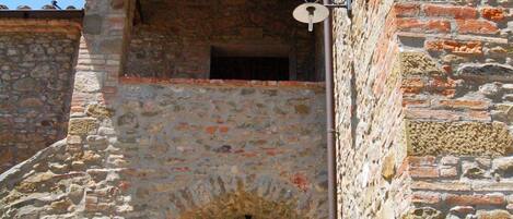 Apartment, 2 Bedrooms, Smoking, Patio | Exterior