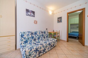 1 bedroom, iron/ironing board