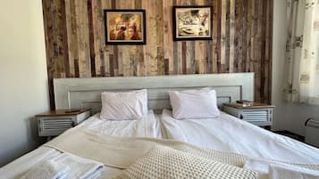 Kamar, 2 kamar tidur, Boleh Merokok, balkon | 2 kamar tidur, Wi-Fi gratis, dan seprai linen