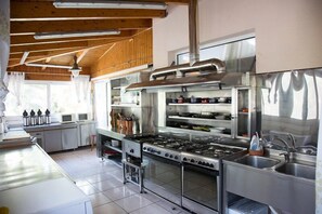 Refrigerador, microondas, lavavajillas, tetera/pava eléctrica