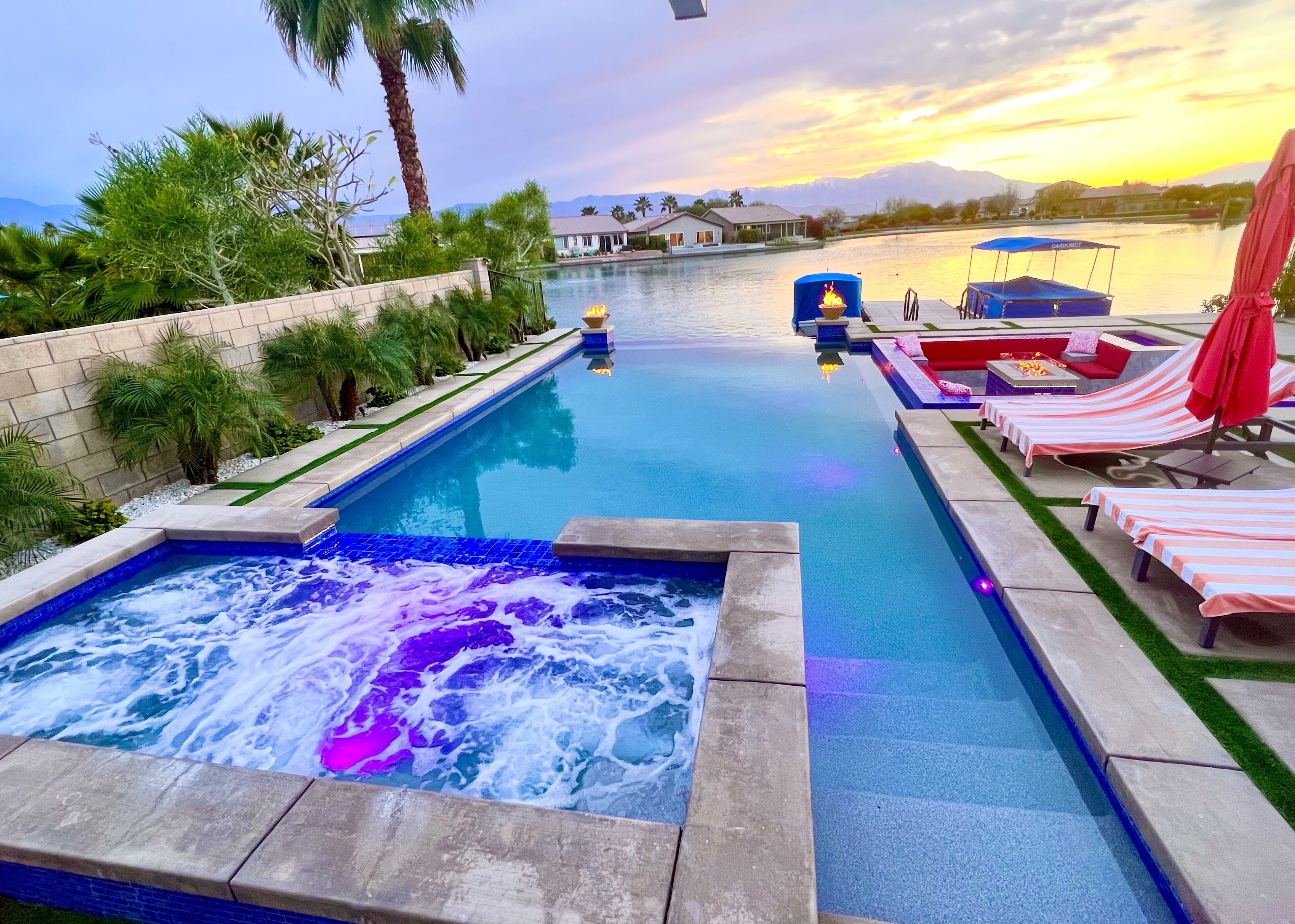Outdoor pool, a heated pool