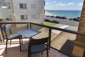 Apartment | Terrace/patio