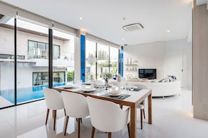 Exclusive Villa, 3 Bedrooms | In-room dining - Movenpick Luxury Villa2FL/Private Pool (Sattahip)