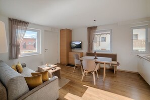 Smart-TV, Tischtennisplatte