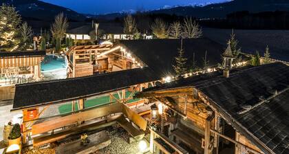 TOP vacation apartment with garden & terrace, bike room, garage, Cron 4 sauna & pool