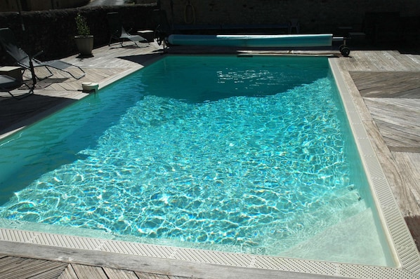 Piscine extérieure, piscine chauffée