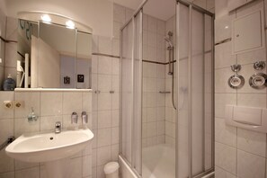 Unclassified image, 3 of 9, button