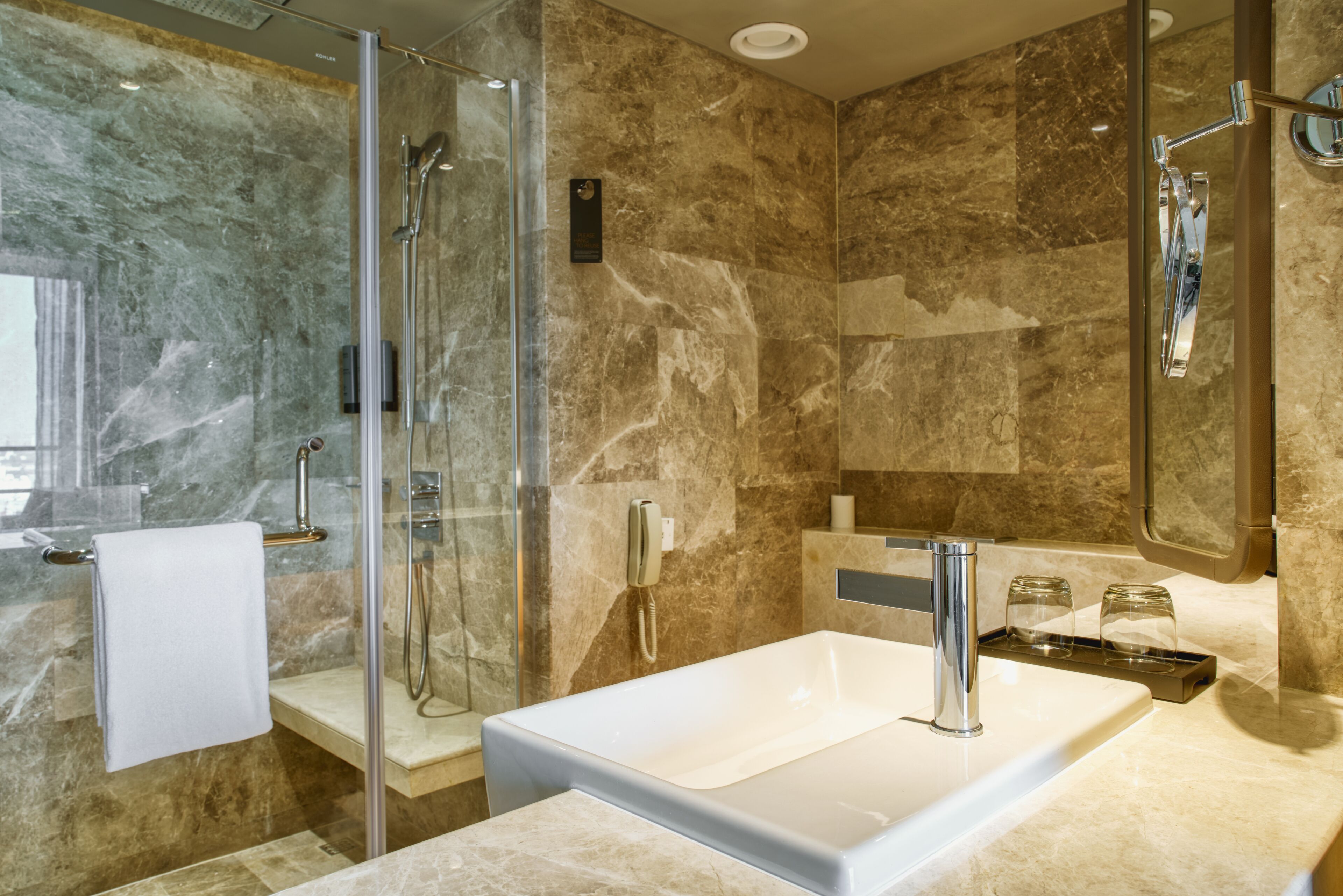 shower, rainfall showerhead, free toiletries, hair dryer