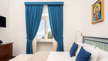 6 soverom, safe på rommet, strykejern/-brett og wi-fi (inkludert)