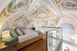 6 Schlafzimmer, Bügeleisen/Bügelbrett, kostenloses WLAN, Bettwäsche