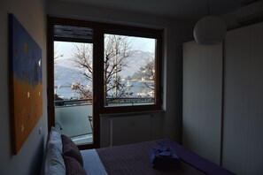 1 غرفة نوم وخزنة داخل الغرفة ومكواة/لوح كي وواي فاي مجانًا