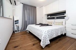 Comfort Apartment, 1 Bedroom, City View | 1 bedroom, blackout drapes, iron/ironing board, free WiFi