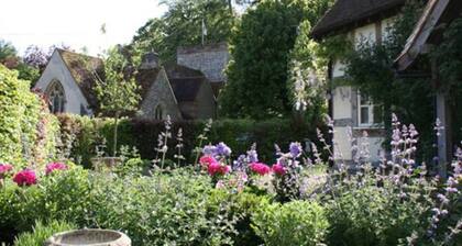 Bramble Bank 'cartshed'-1 Bed Cottage-sleeps 2