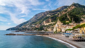 Beach - Ametista, Luxury Apartment in Amalfi close to the beach, stunning views (Amalfi)