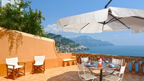 Outdoor dining - Opale, Splendid Amalfi Property Overlooking The Sea, views, close to the beach (Amalfi)