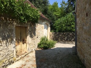 Enceinte de lâhĂ©bergement