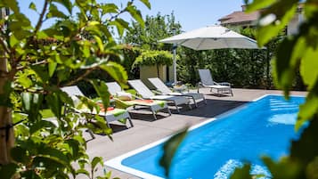 Sundeck