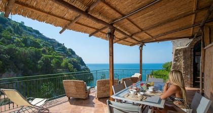 Casa di mare 2, Beautiful Property on the beach, terraces with stunning views