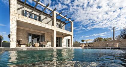 Villa Renata with Pool and Sauna