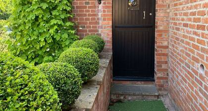 Hayloft - Dog Friendly - Romantic Cottage