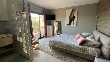 4 chambres, bureau, fer et planche Ă repasser, Wi-Fi