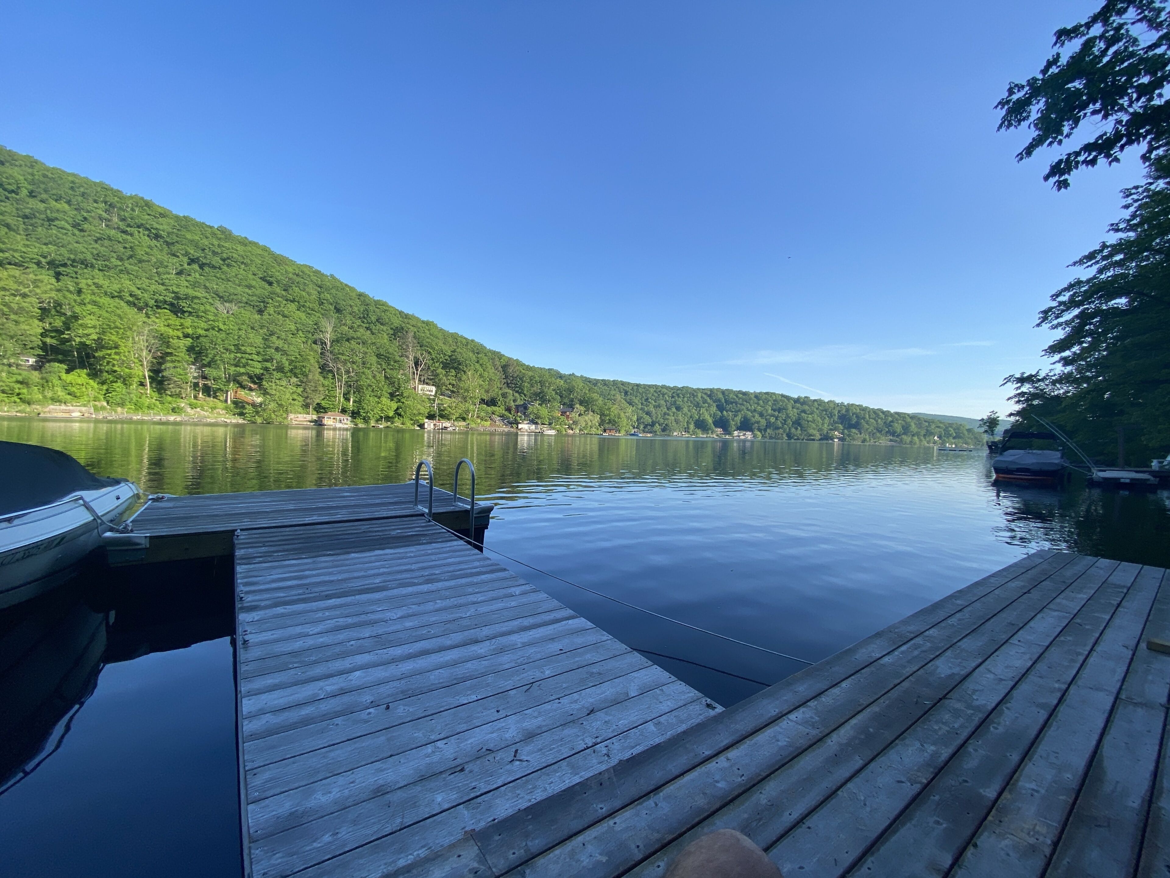 Fabulous year round waterfront retreat on Lake Waramaug