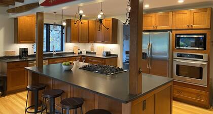 Fabulous year round waterfront retreat on Lake Waramaug