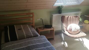 2 chambres, lit parapluie, Wi-Fi gratuit, draps fournis